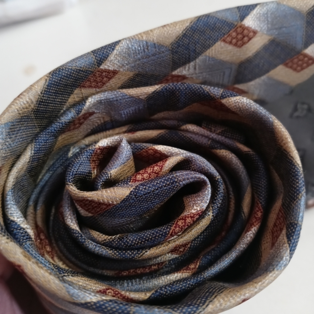 Dion Collection 100% Italian Silk Designer Classic Men's Necktie 59"/4" - Picture 3 of 8